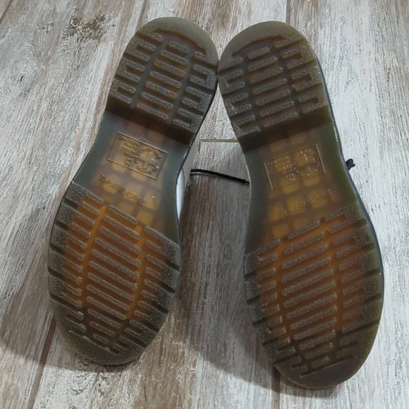 White Doc Martens Sz 9 - Picture 5 of 8
